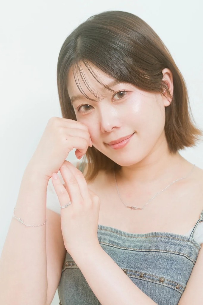 小坂井祐莉絵コラボジュエリー