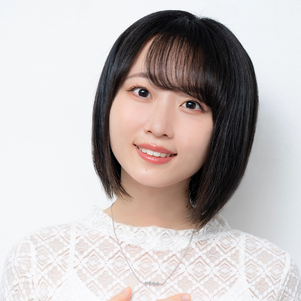 ネックレスを着けた写真